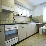 Apartment Casa Schilling- 2,5 With Balcony Near Hospital,