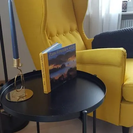 Appartement Casa Schilling- 2,5 With Balcony Near Hospital,