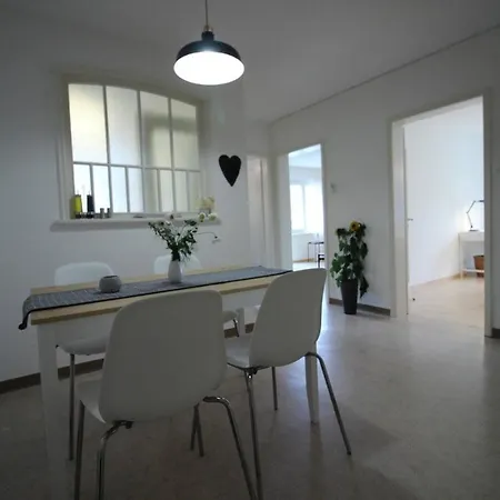 Casa Schilling- 2,5 With Balcony Near Hospital, St. Gallen