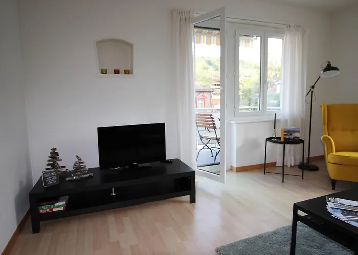 Casa Schilling- 2,5 With Balcony Near Hospital, Appartamento *